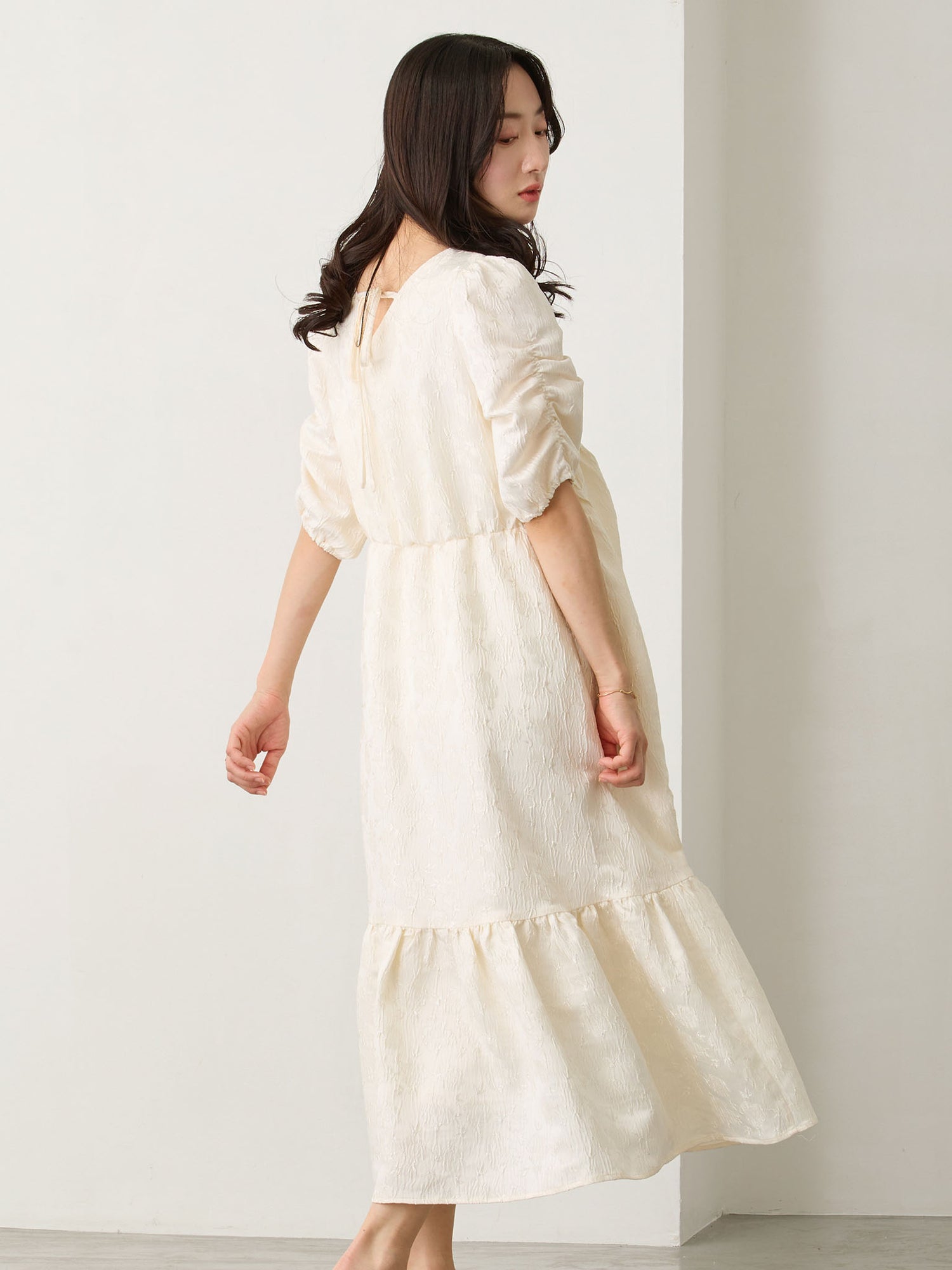 パフスリーブジャガードワンピース Ivory