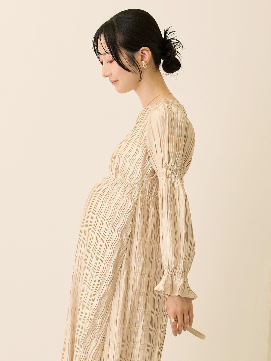 ハートネックプリーツワンピース Beige