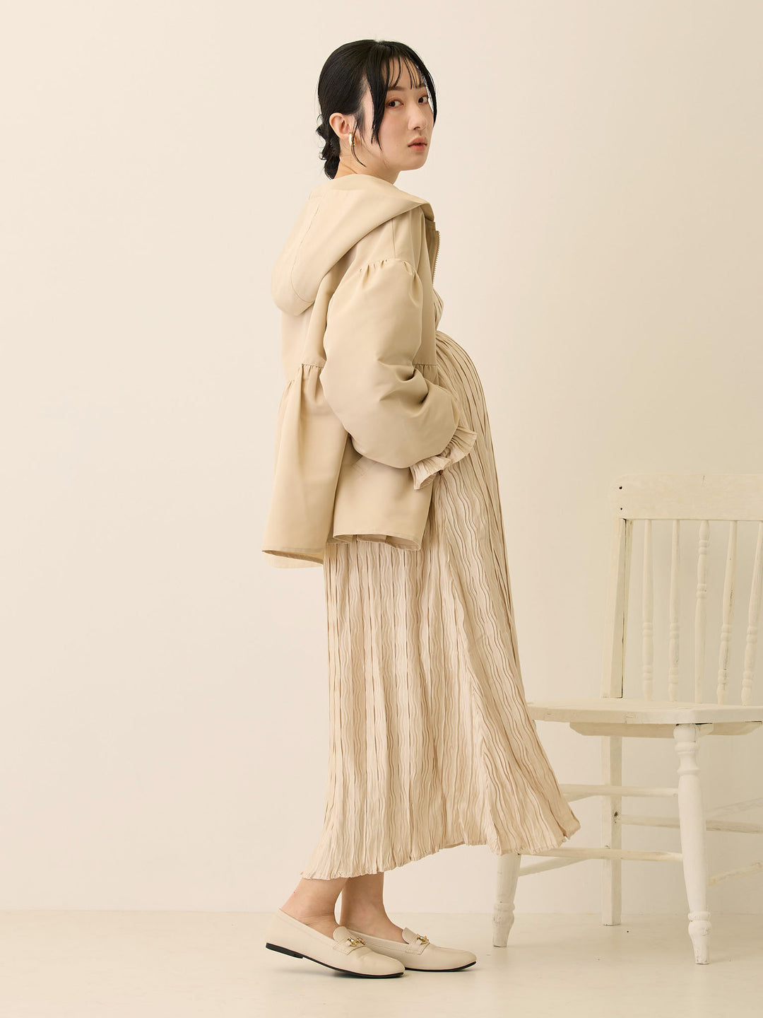 フード付きペプラムライトアウター Beige