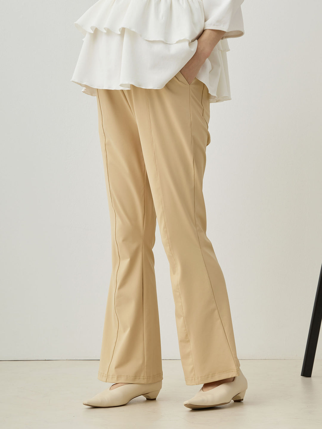 Cool Flare Pants Beige