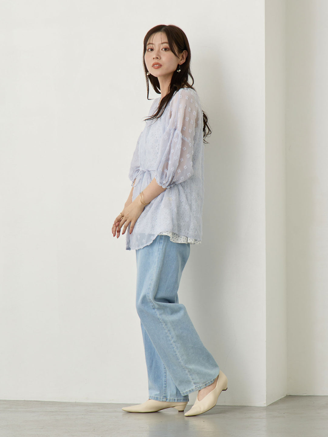 Light blue thin denim long pants