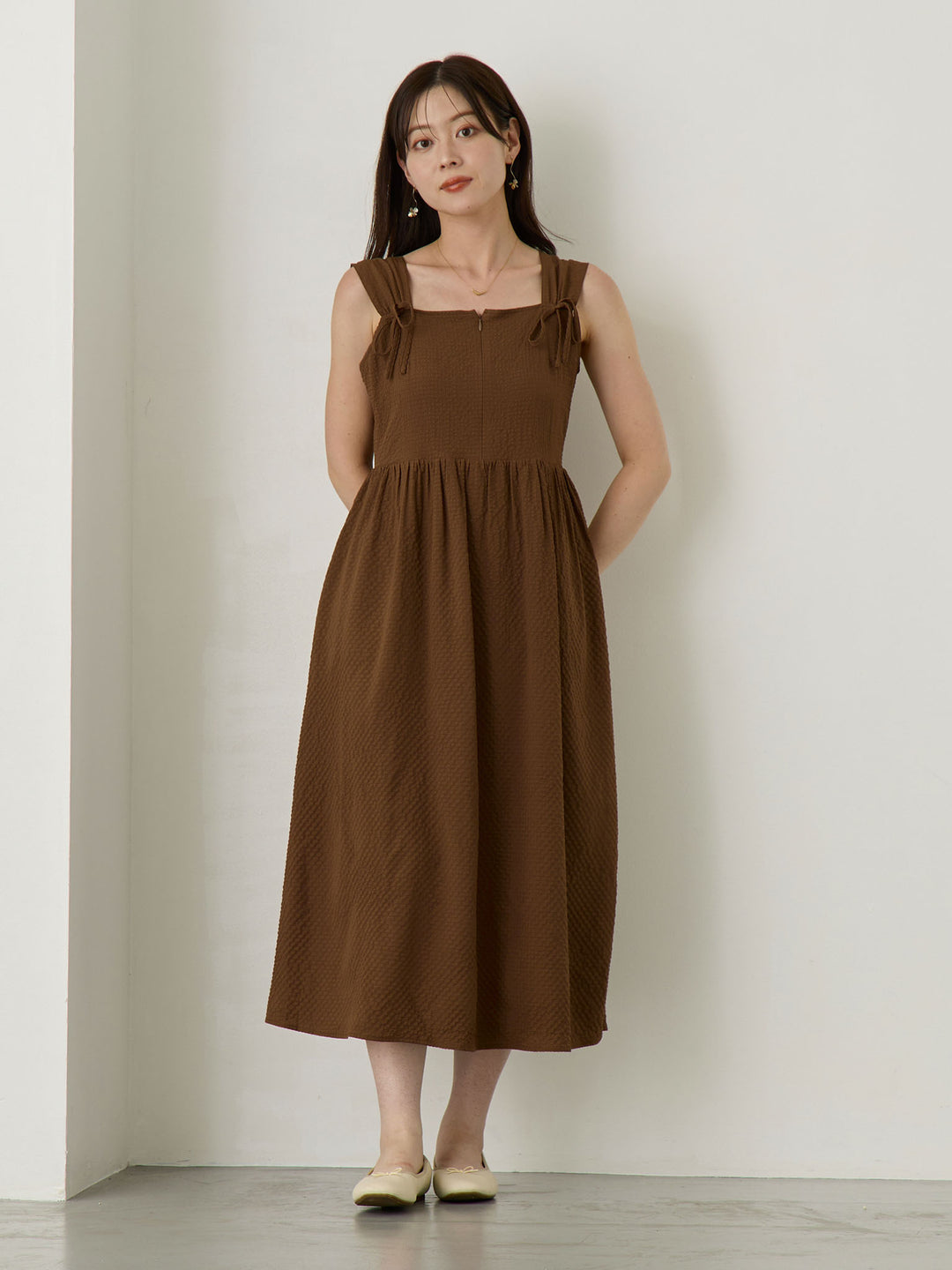 リボン付きジャンパースカート Brown