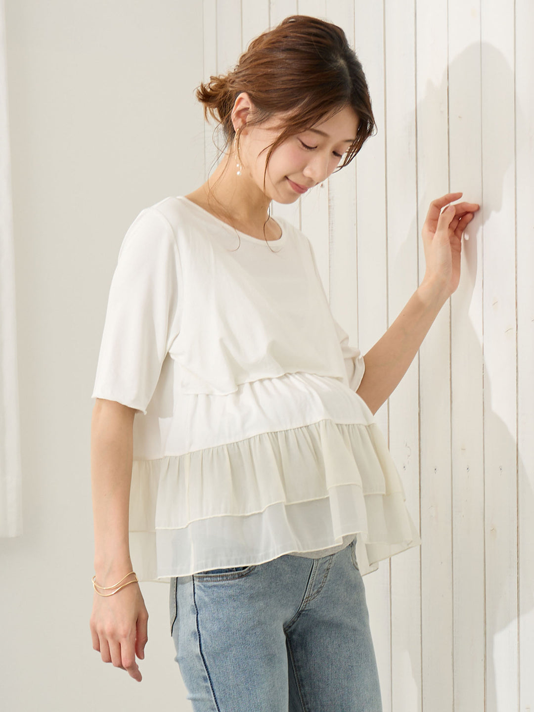 レイヤード風フリルトップス White