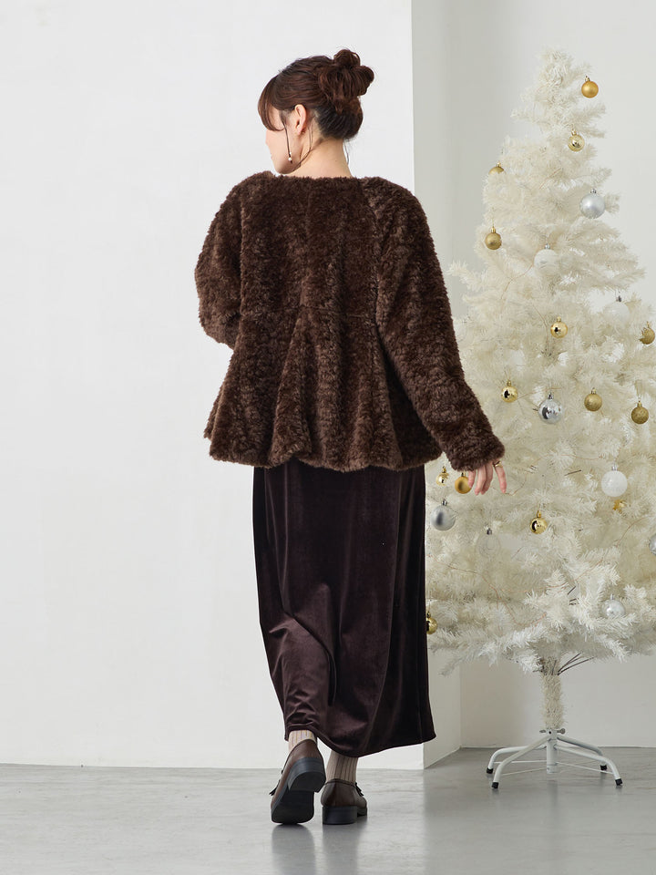 ダッカー付きフラッフィーアウター Brown