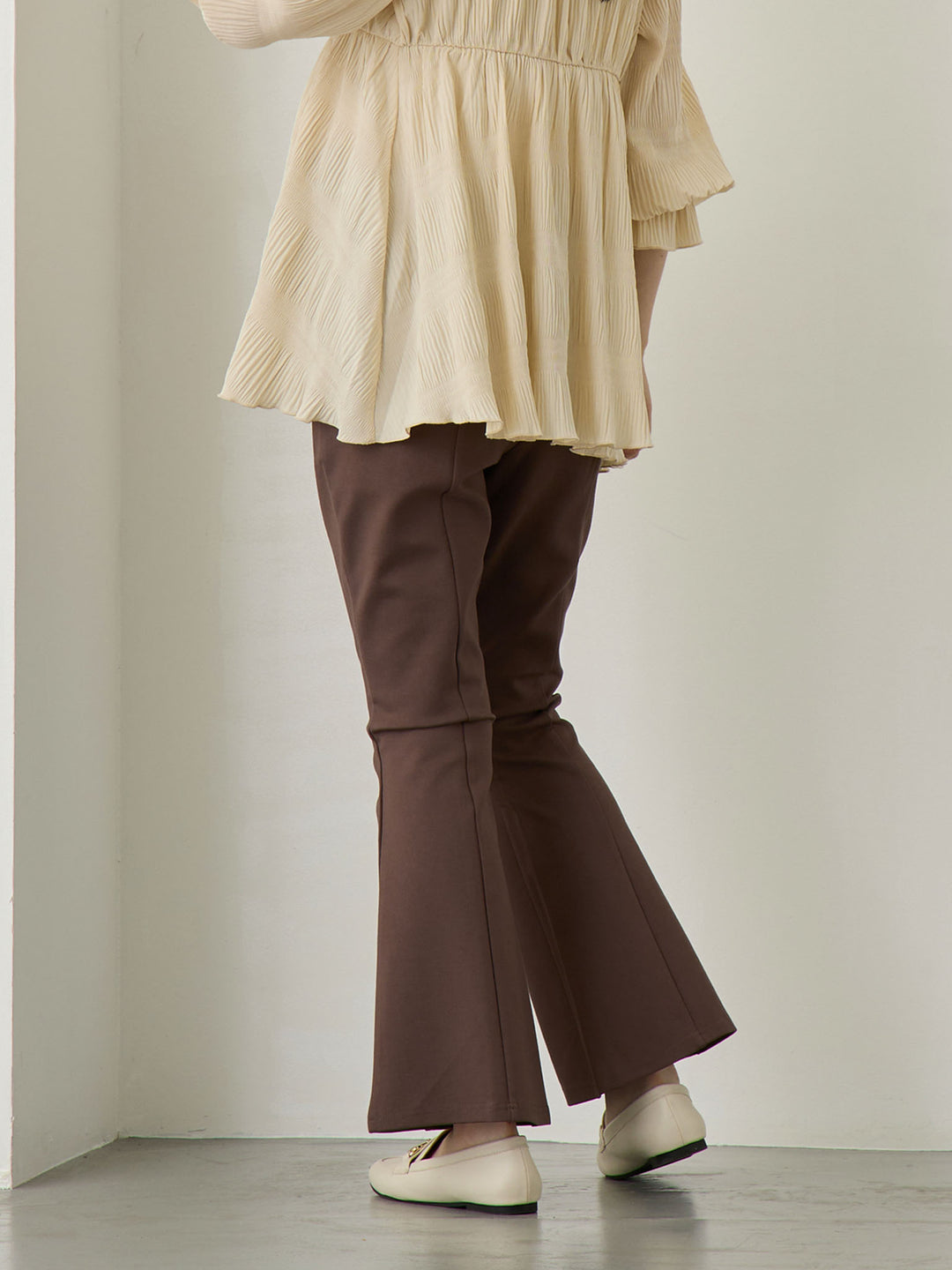 ポンチフレアパンツ Brown
