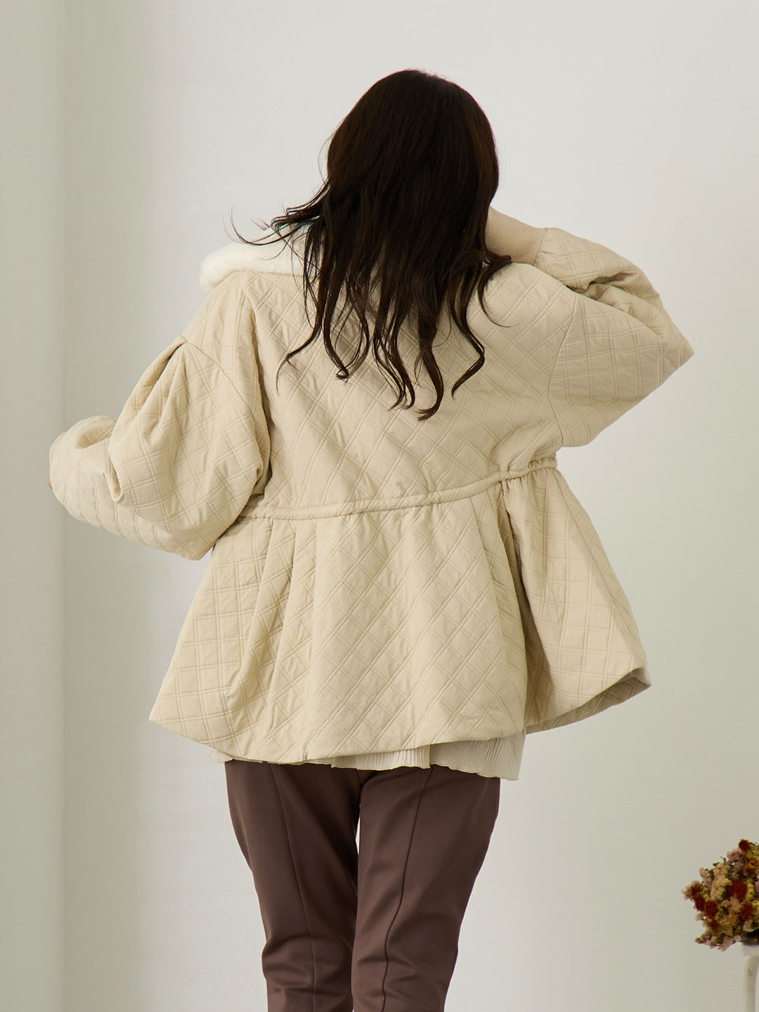 ダッカー付き衿ファーアウター Beige