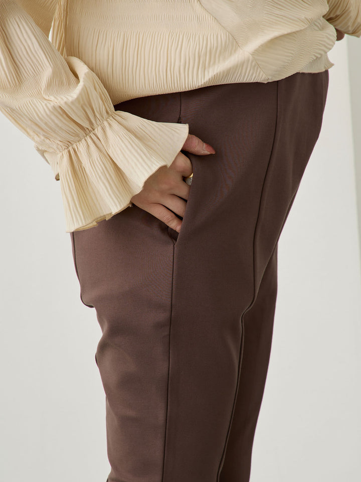 ポンチフレアパンツ Beige