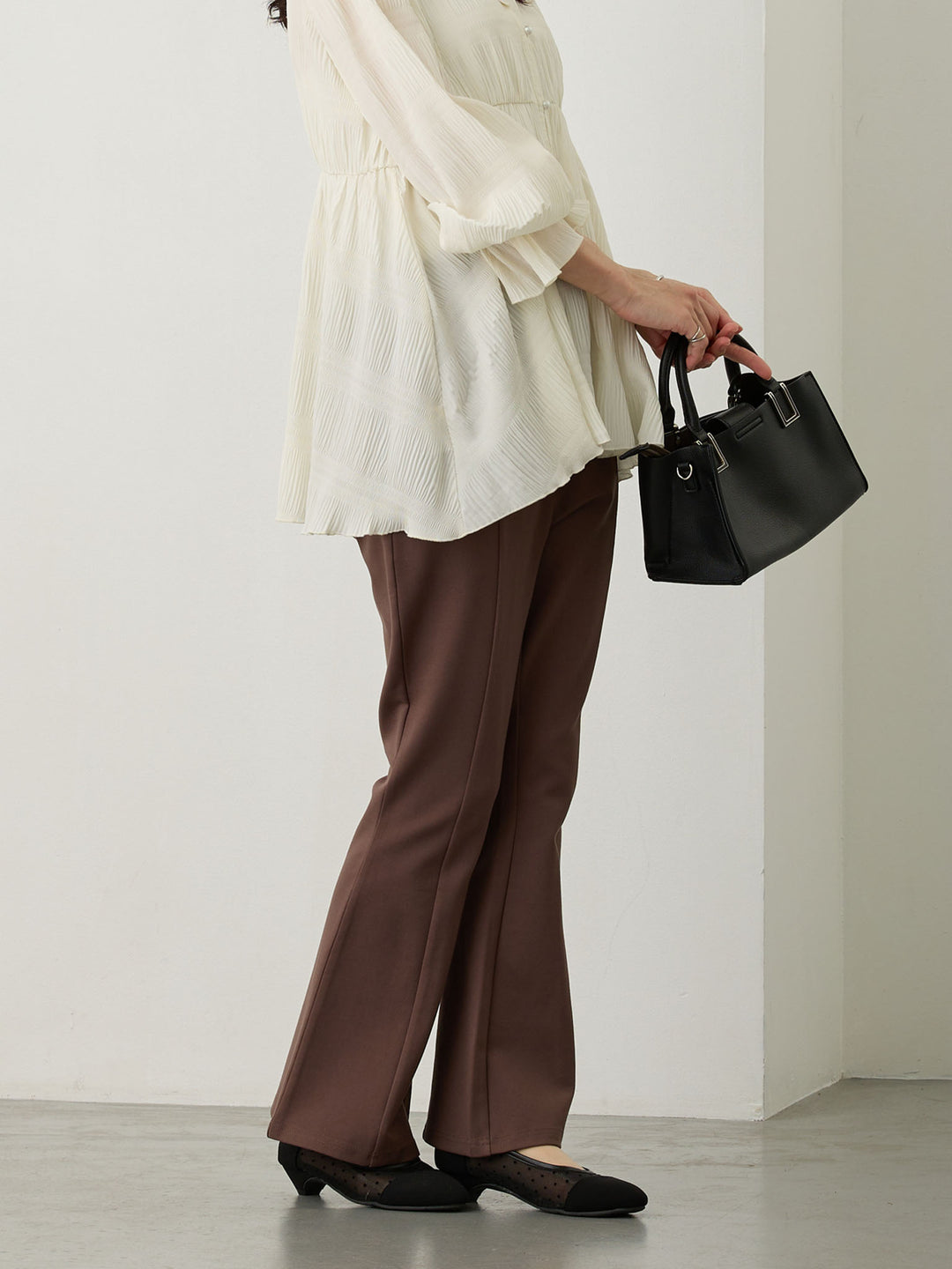 ポンチフレアパンツ Brown