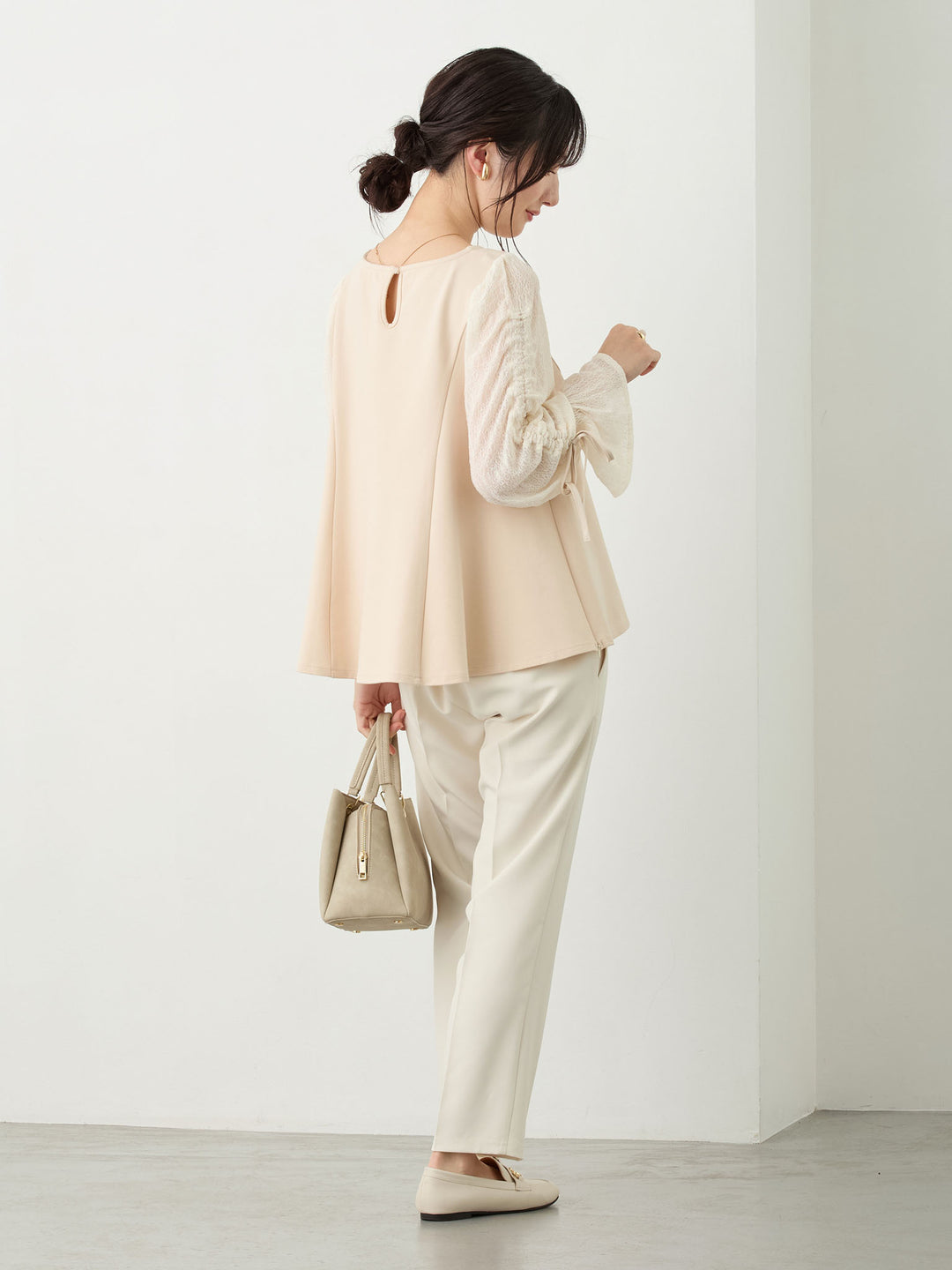 セレモニー対応・美脚見えマタニティテーパードパンツ Ivory