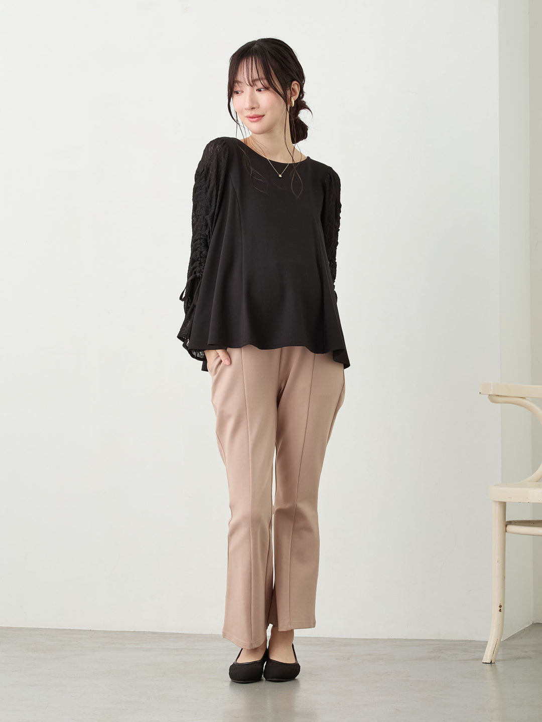 シャーリング袖レーストップス Black