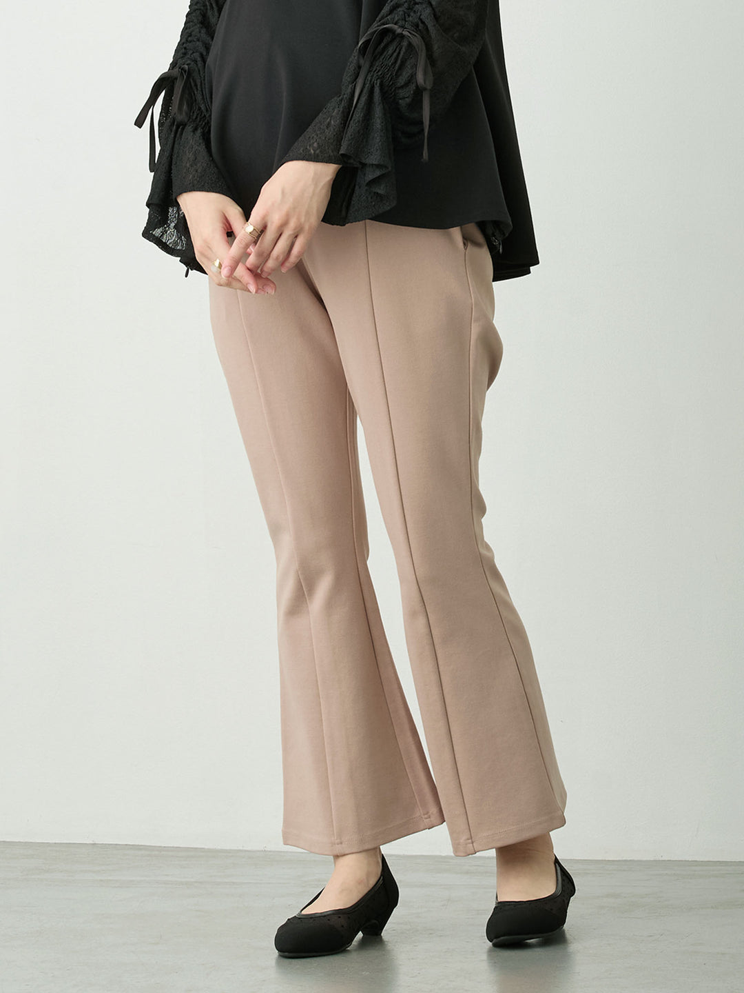 ポンチフレアパンツ Beige