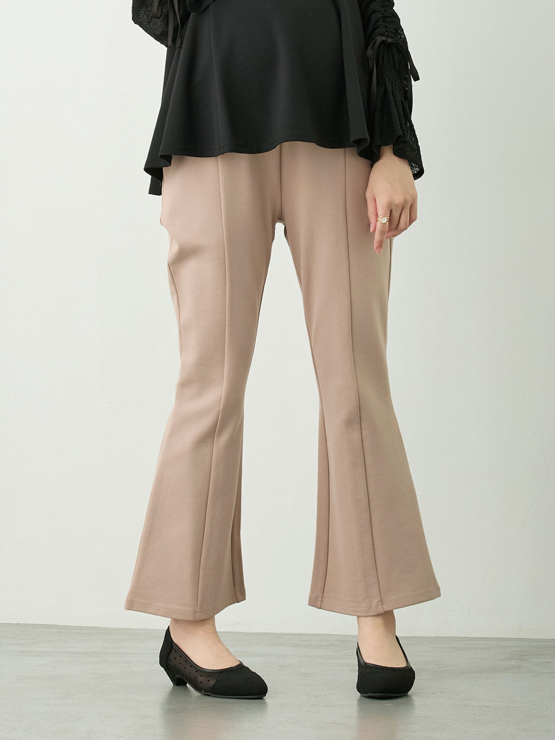 ポンチフレアパンツ Beige