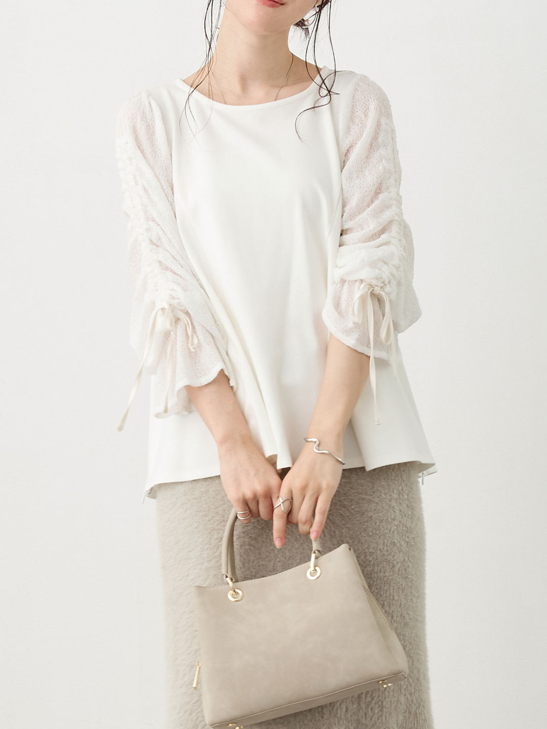シャーリング袖レーストップス White