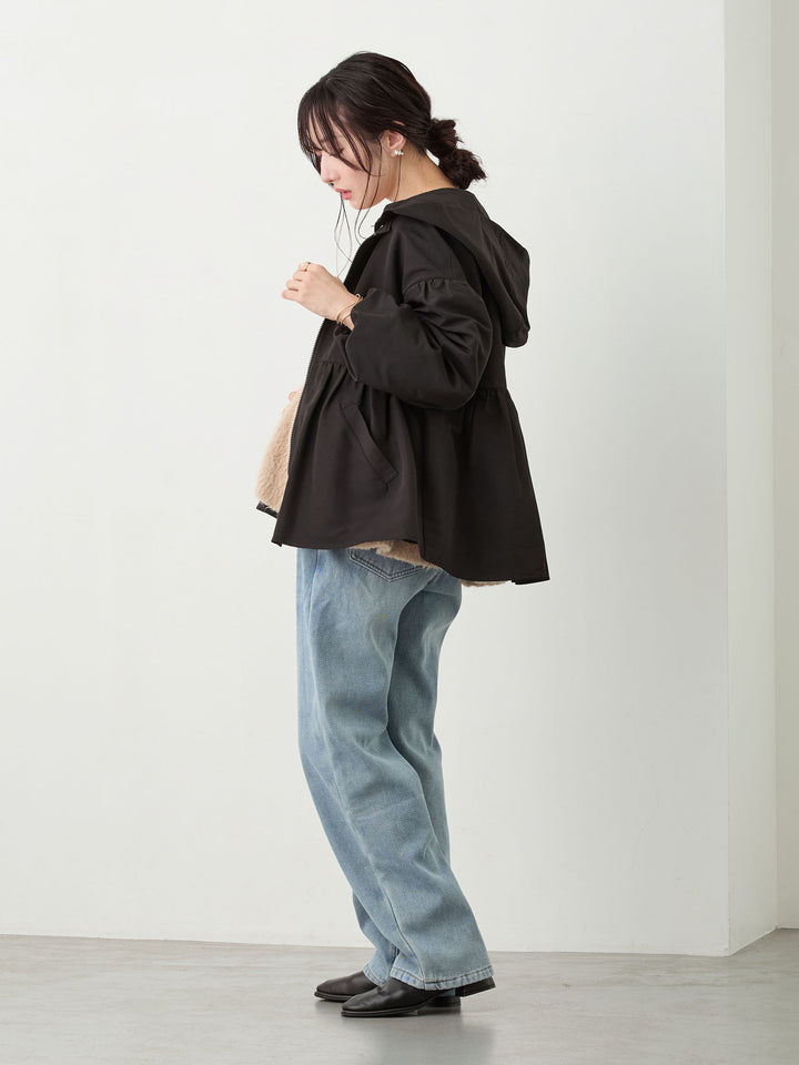 フード付きペプラムライトアウター Black