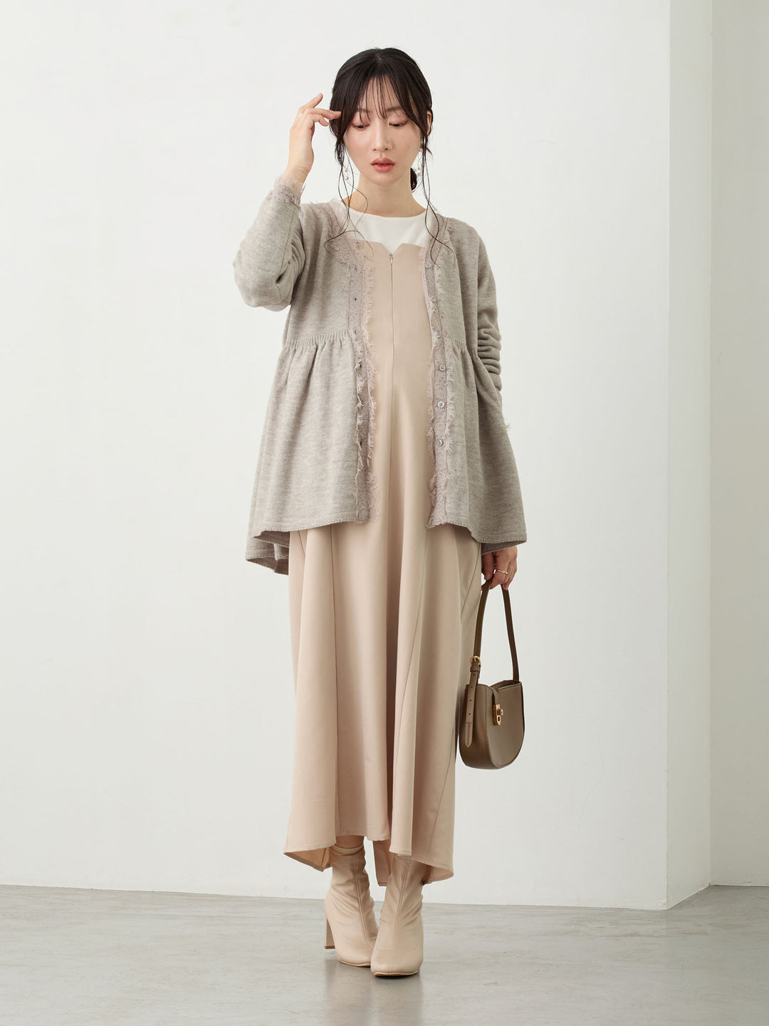 レース付きニット Gray