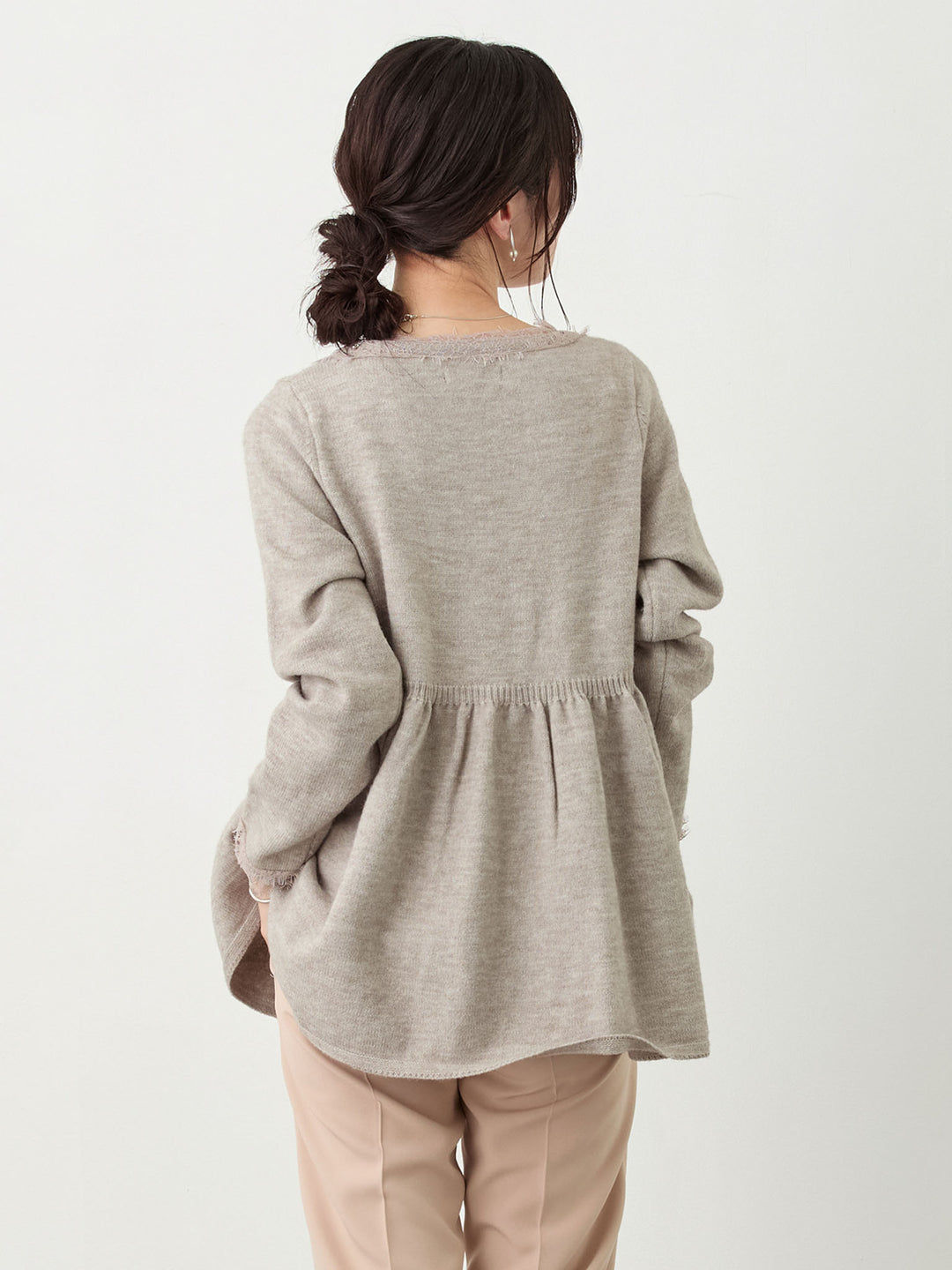 レース付きニット Gray