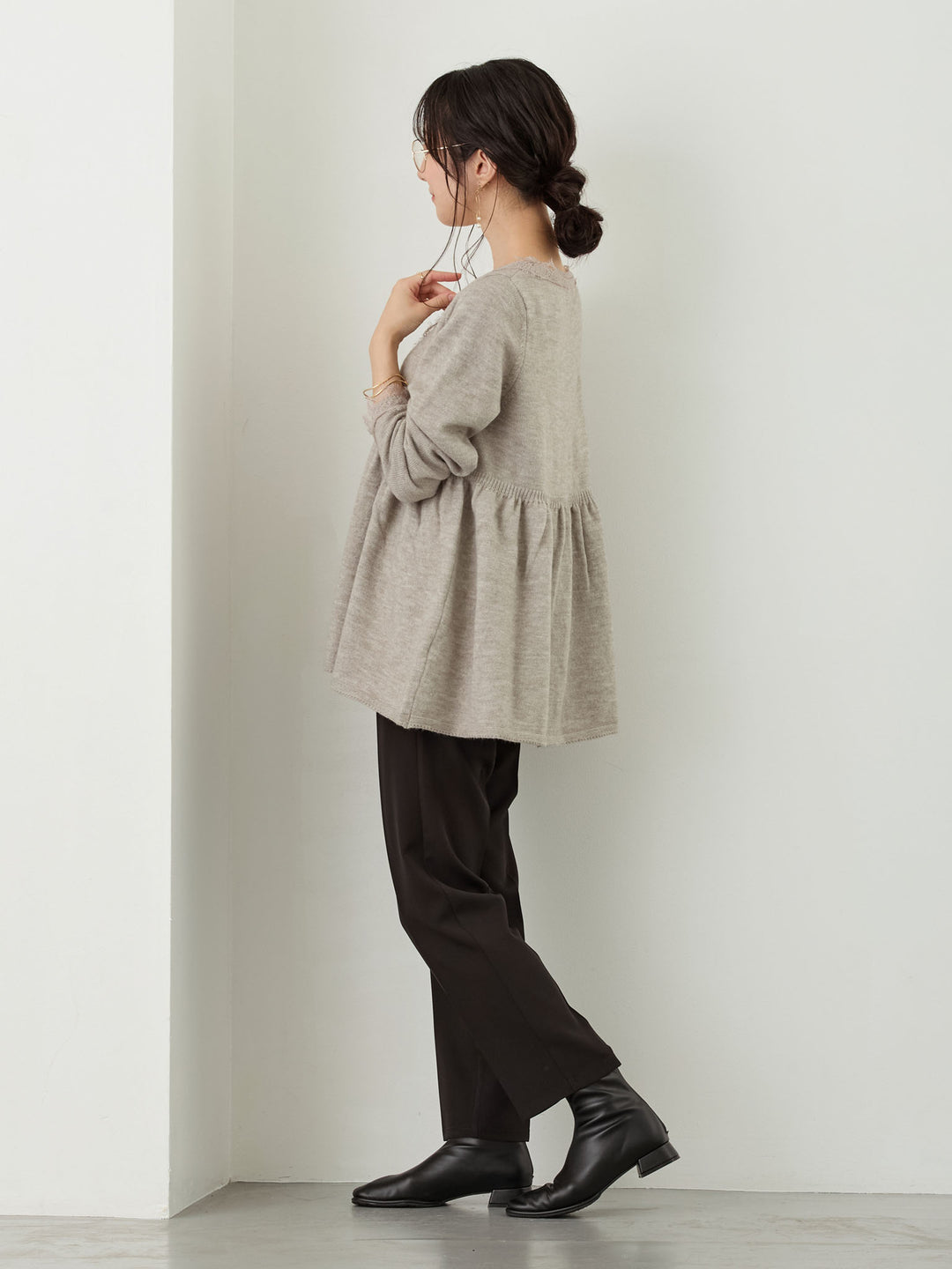 レース付きニット Gray
