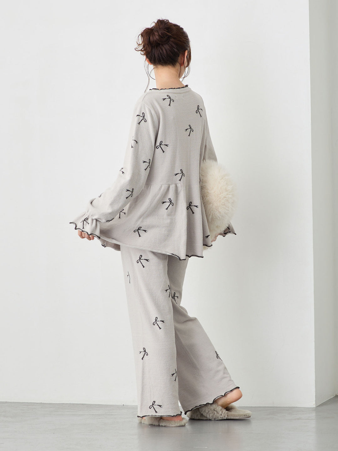 リボンふわパジャマセット Light gray