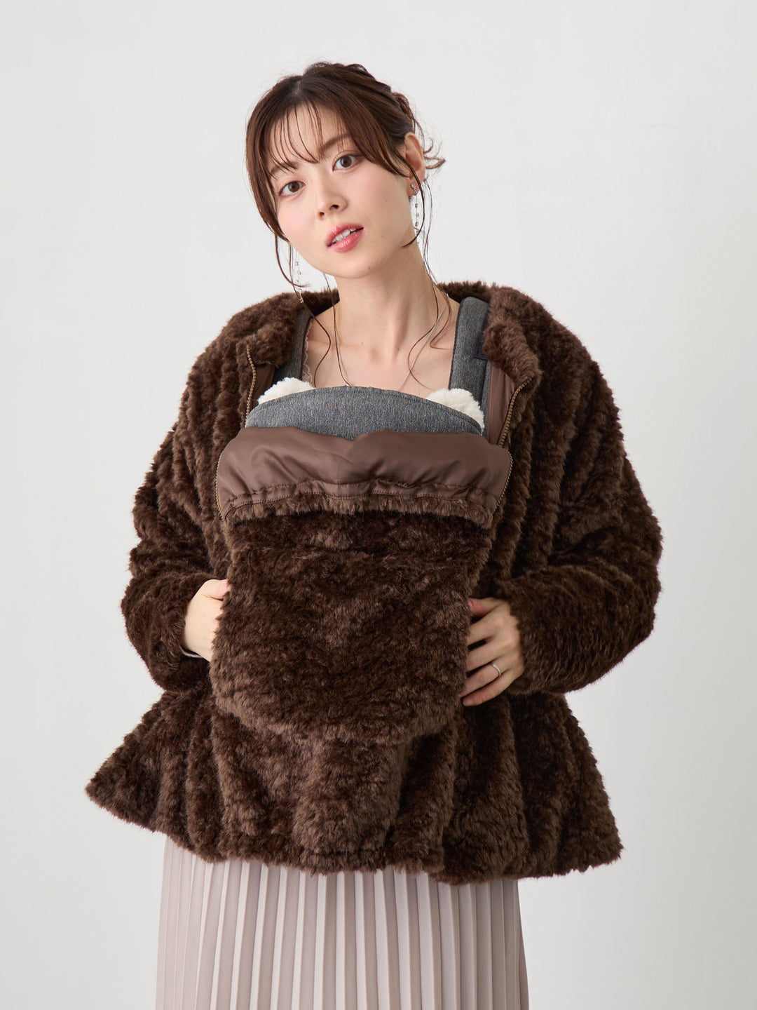 ダッカー付きフラッフィーアウター Brown