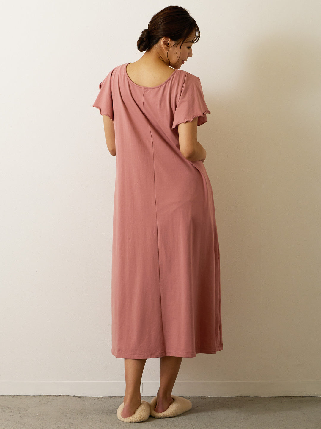 [Maternity/nursing clothes] Room dress Pink
