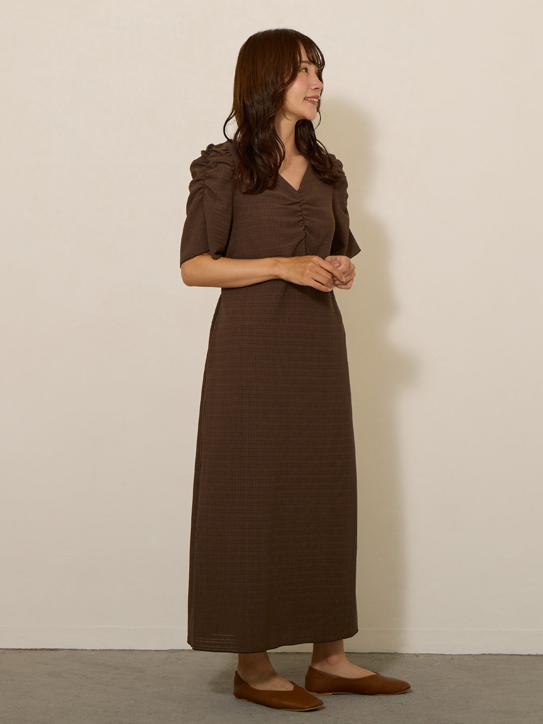 [Maternity/Nursing Clothes] Power Shoulder I-line Dress Brown 