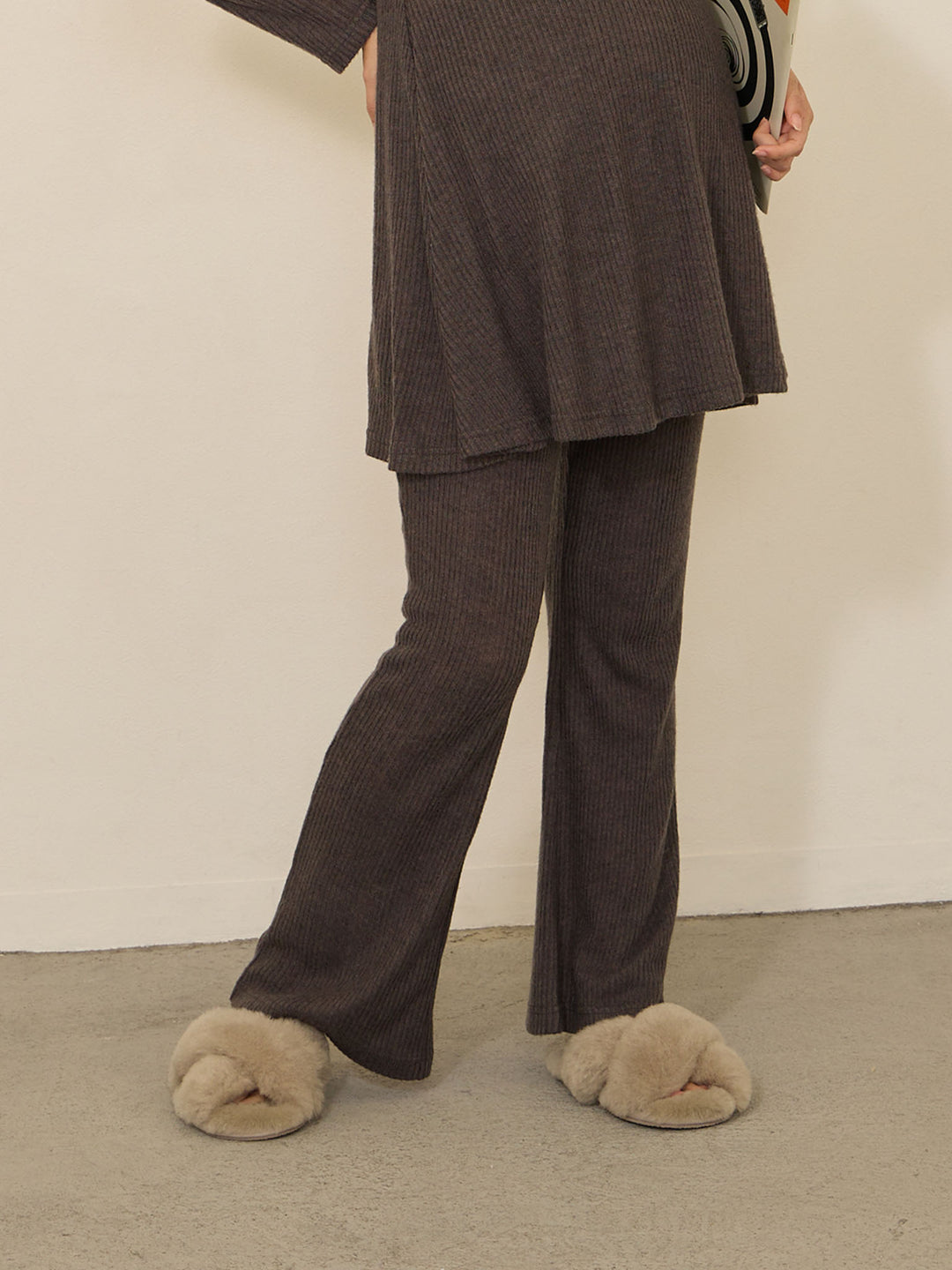 [Maternity/Postpartum] Flare pants with halamaki Charcoal Gray