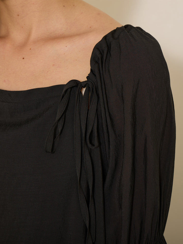 [Maternity/Nursing Clothes] Sheer ribbon long sleeve blouse Black 