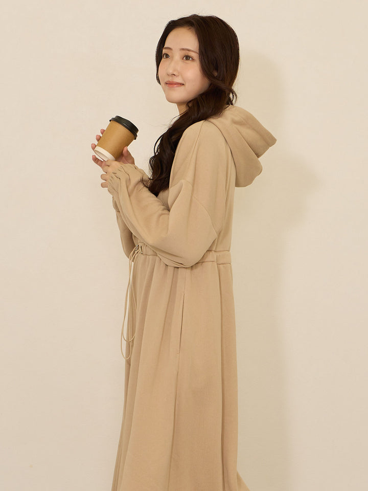 [Maternity/Nursing Clothes] Lightweight fleece-lined parka dress Beige