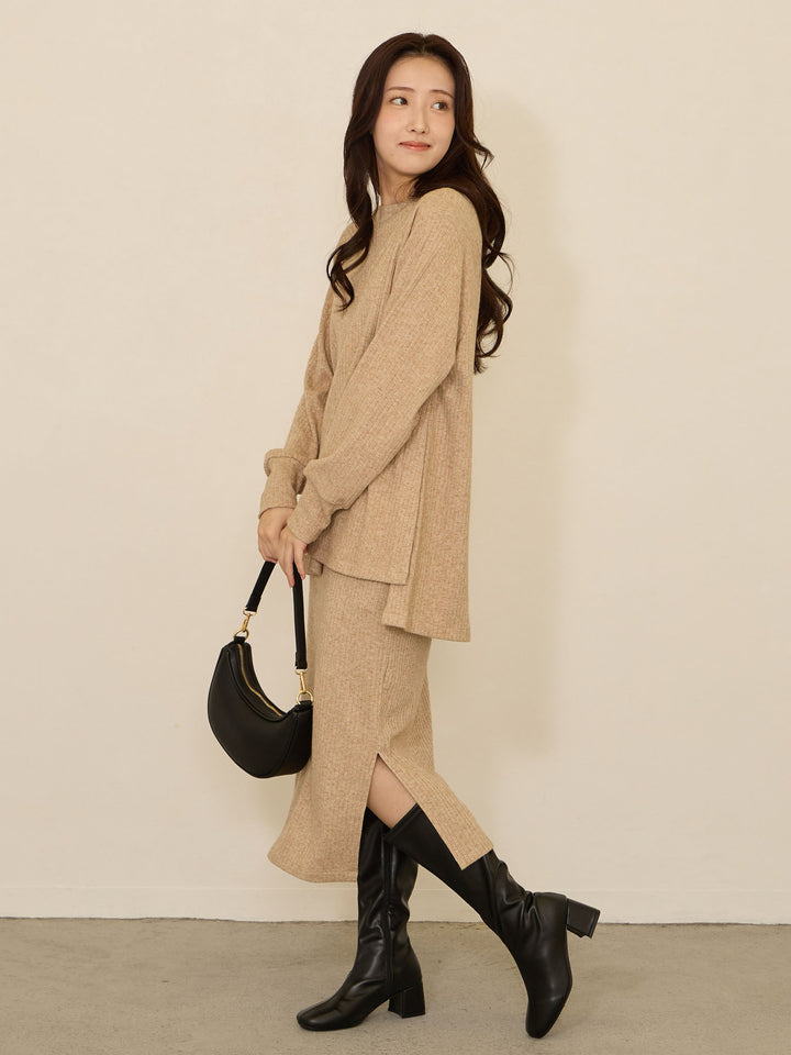 [Maternity/Nursing Clothes] Simple rib knit top with integrated nursing cape Beige