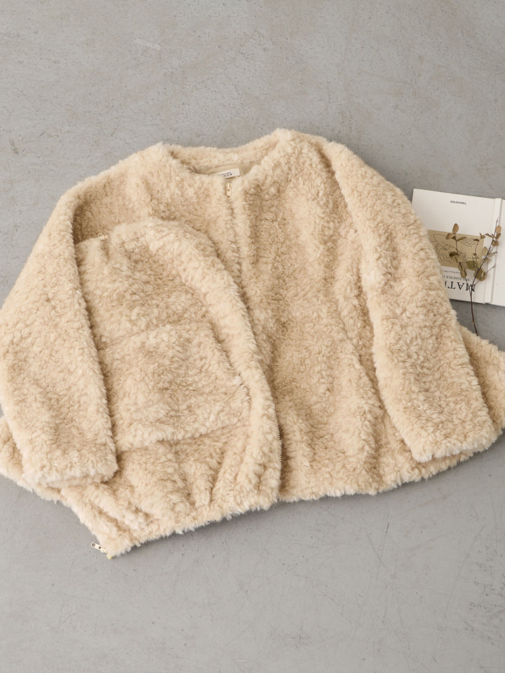 ダッカー付きフラッフィーアウター Beige