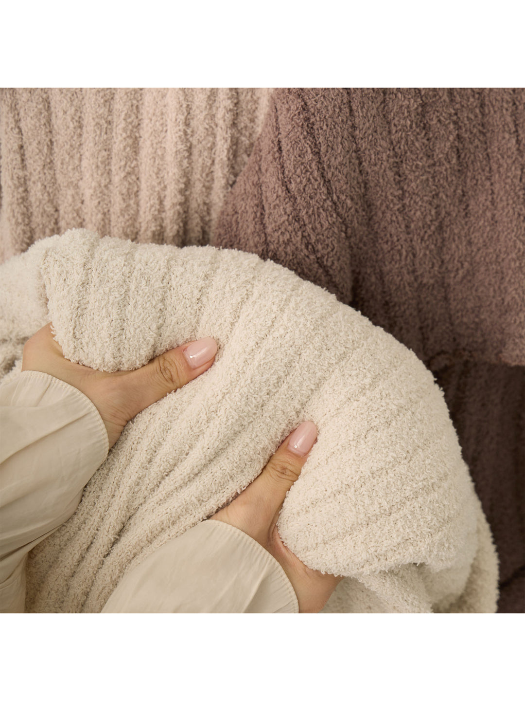 象牙色蓬松房间套装