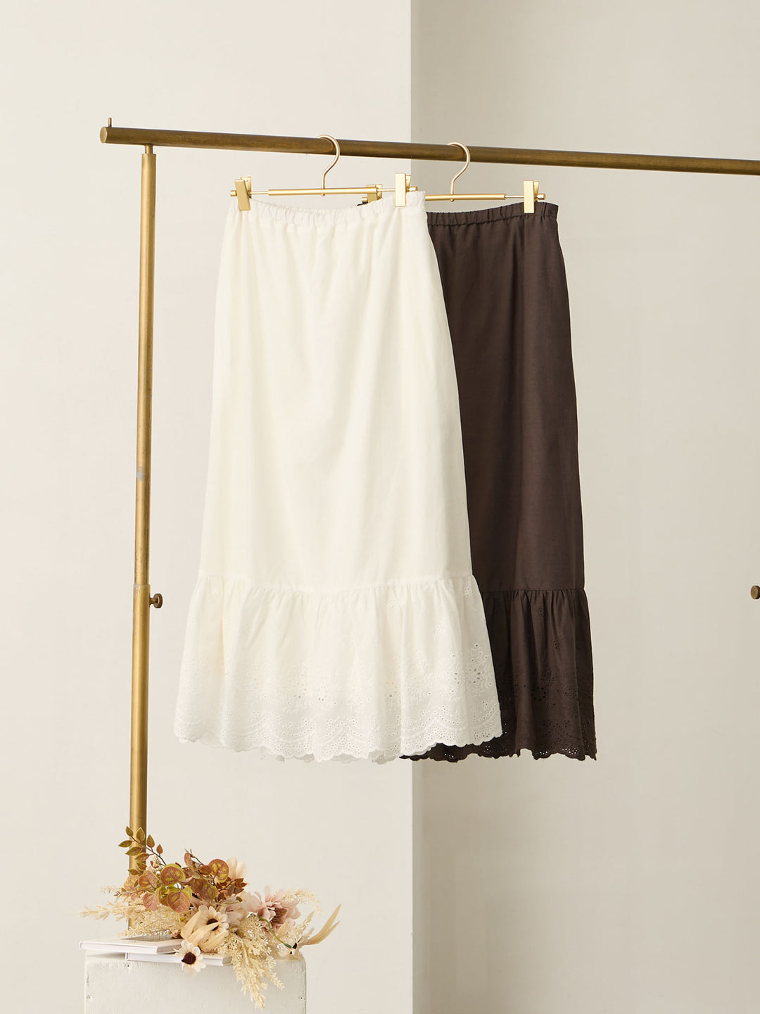 炭灰色棉质蕾丝裙