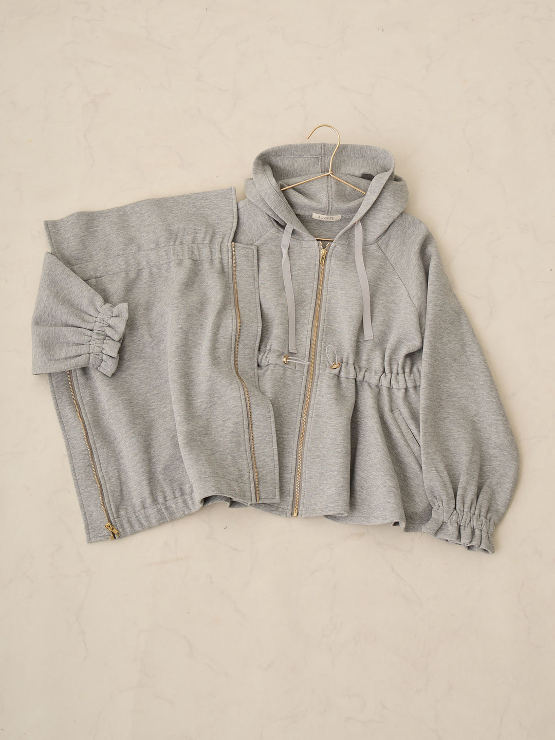 ダッカー付きダンボールライトアウター Beige