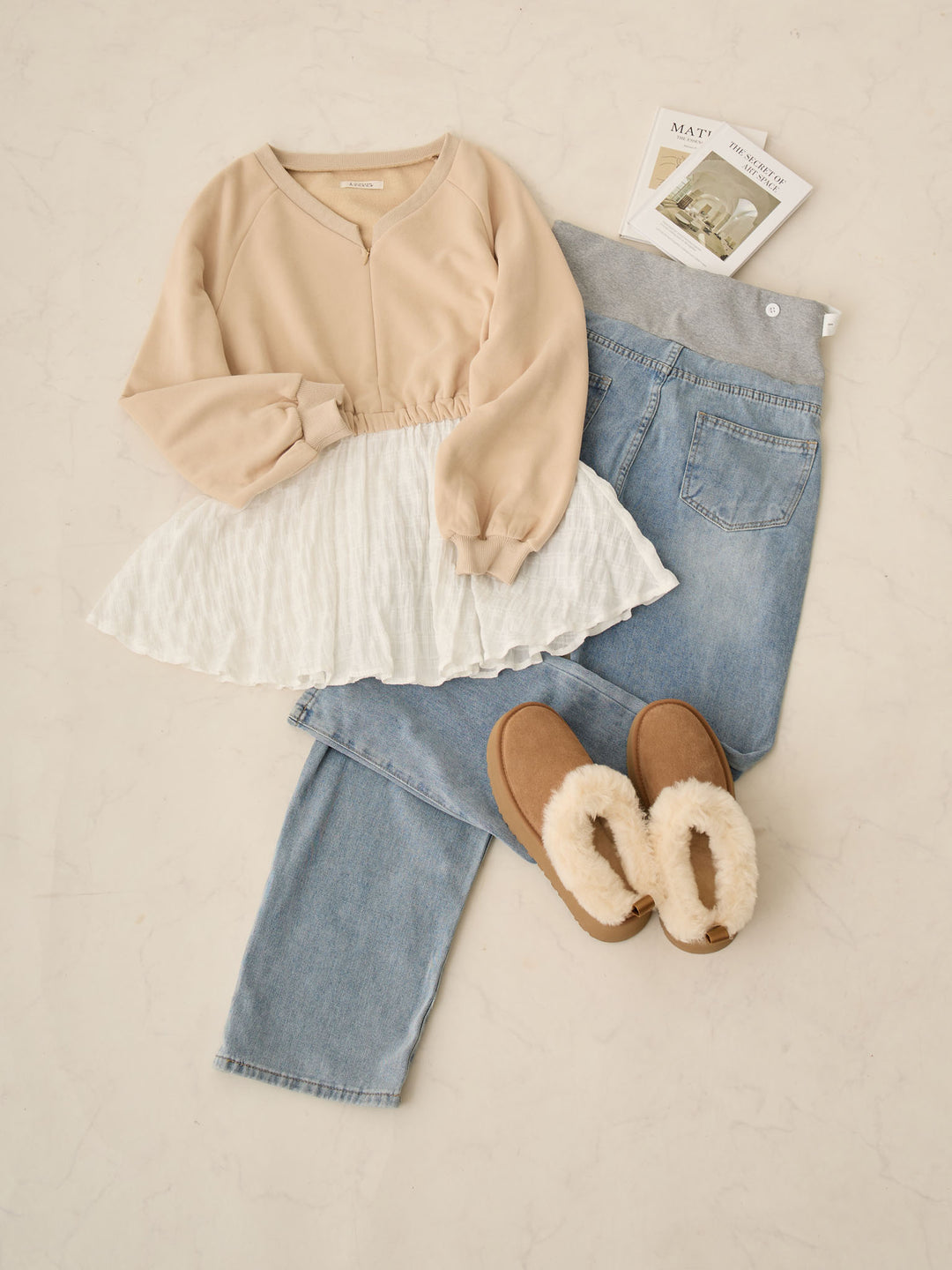 米色多层运动衫