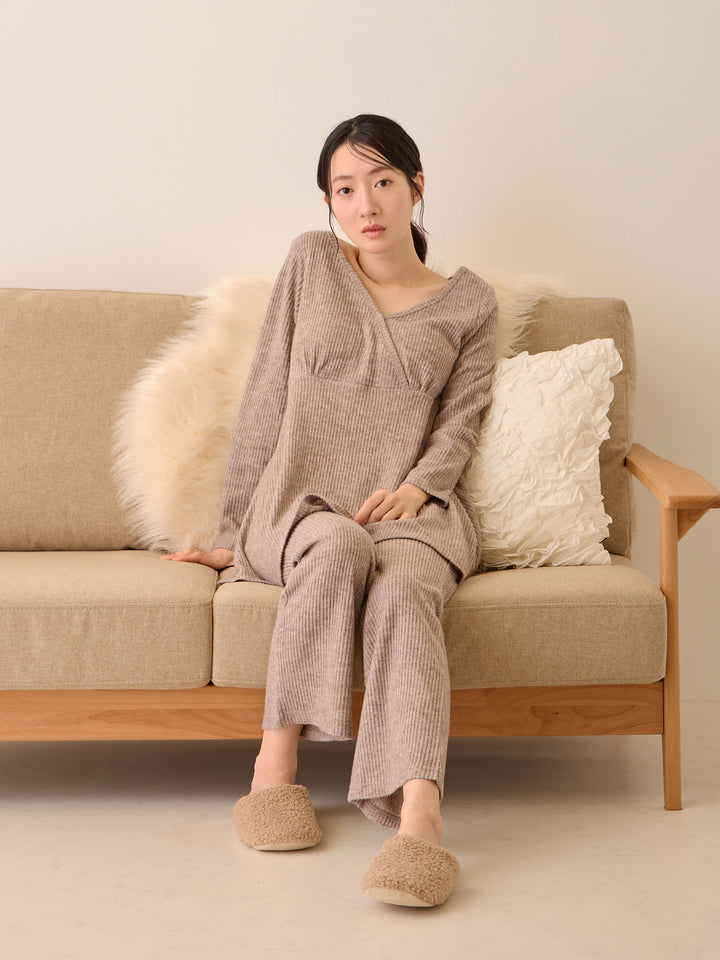 固定式杯形房间顶部，棕色