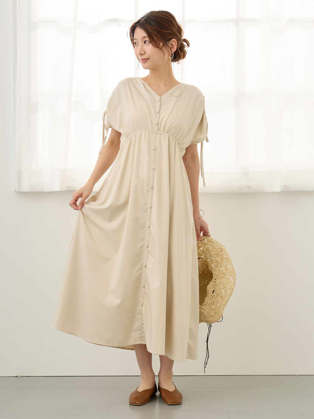 シャーリングスリーブワンピース Beige