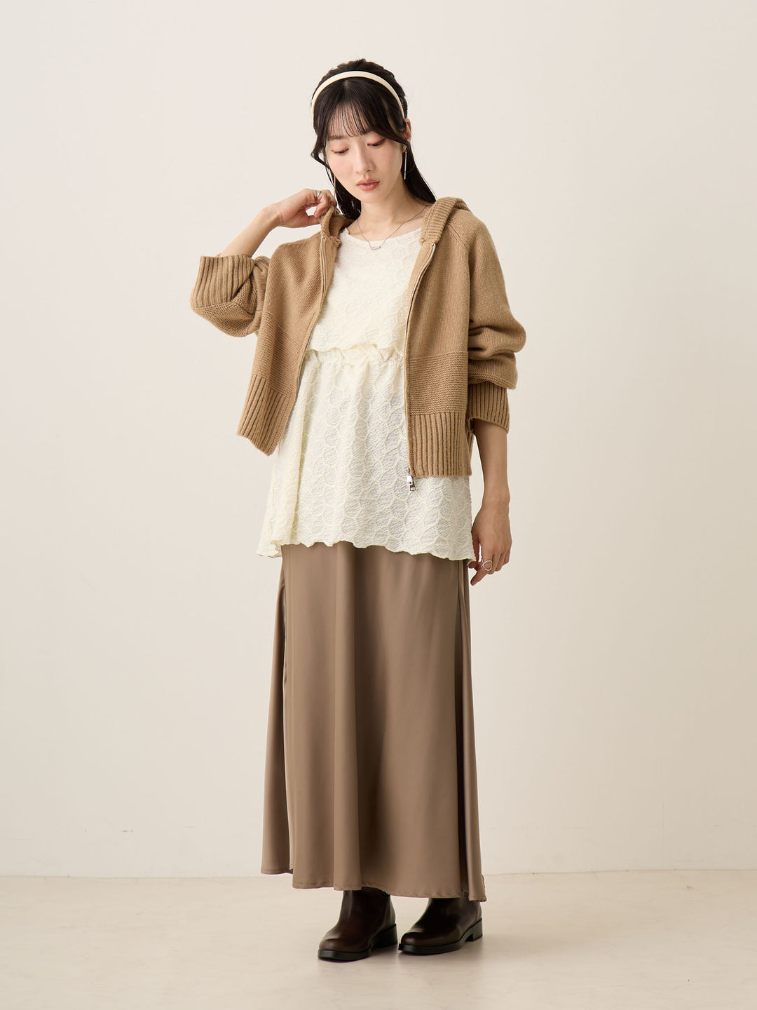 Mellow Design 象牙白上衣