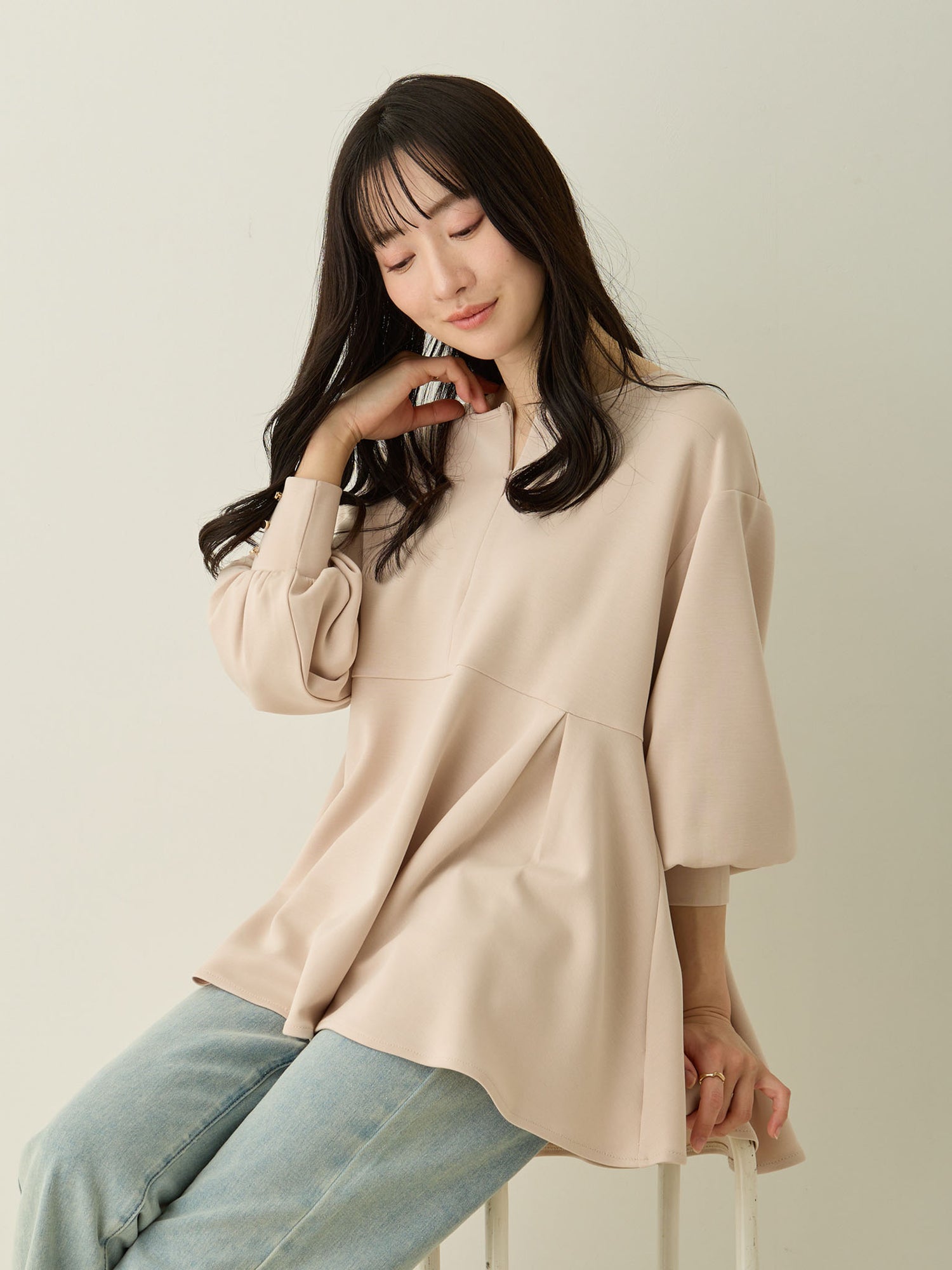 【マタニティ・授乳服】ペプラムトップス Pink beige