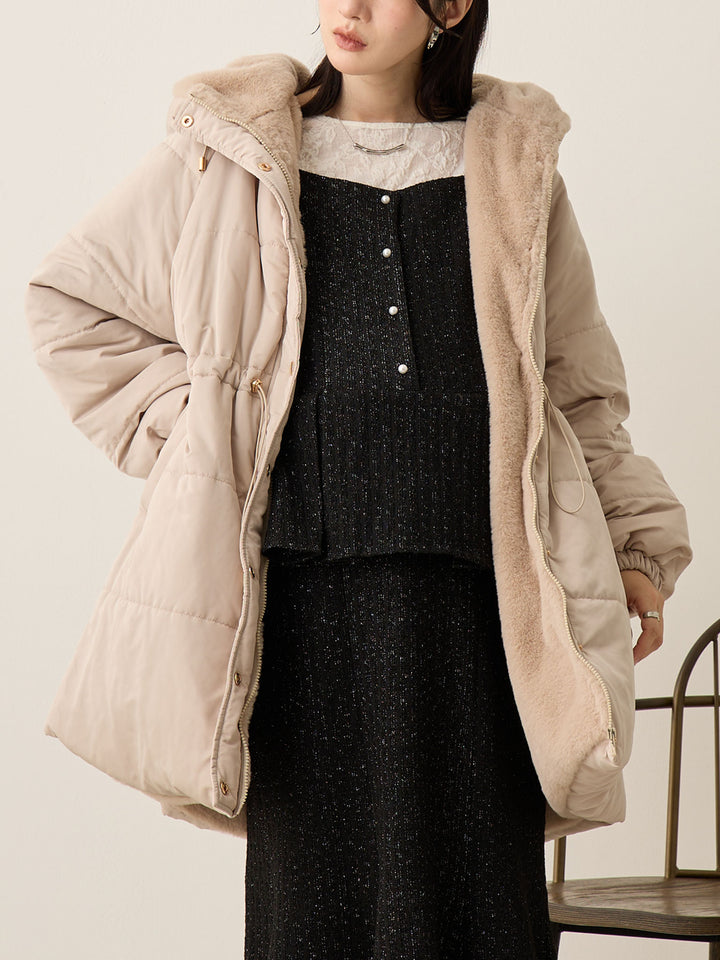 带鸭绒灰的衬垫外套