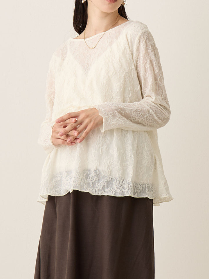 象牙色花朵提花上衣