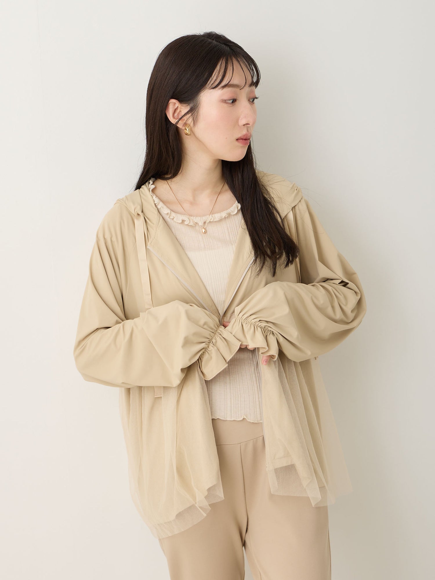 UVカットペプラムパーカー Beige