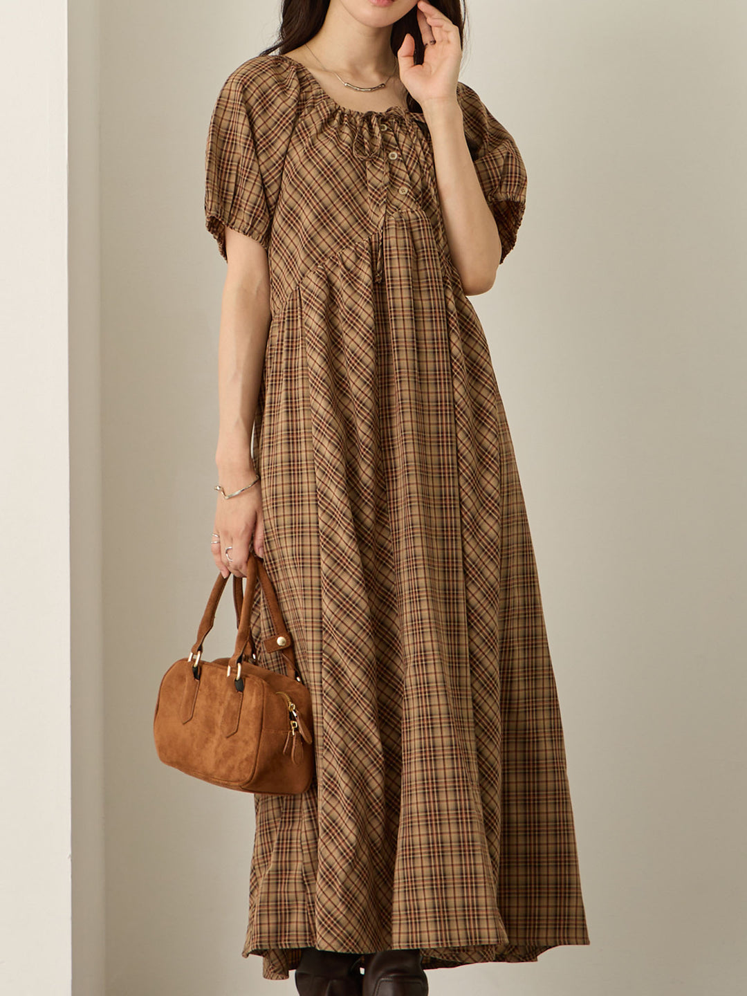 泡泡袖格纹连衣裙 棕色