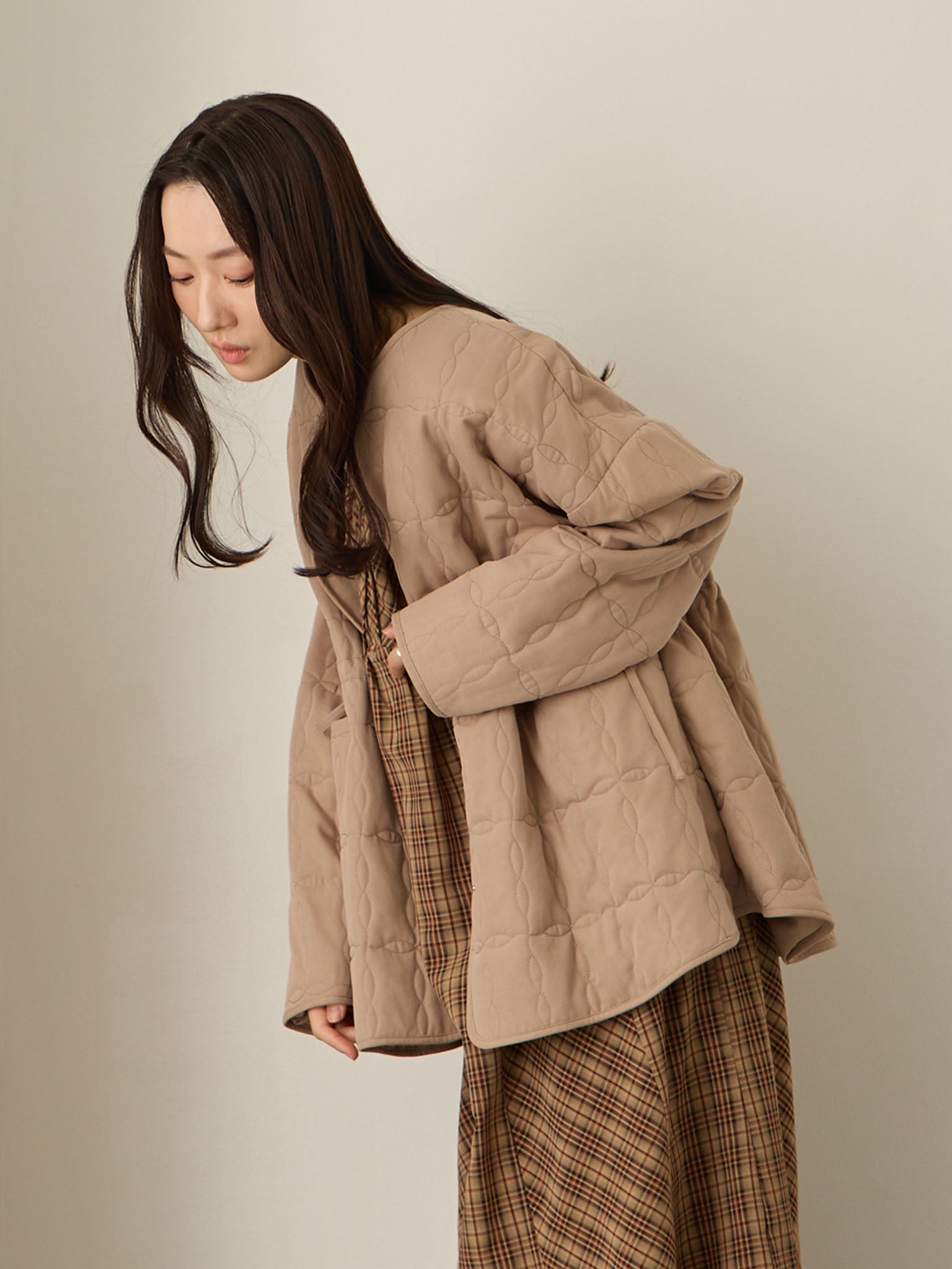 ダッカー付きオリジナルキルティングアウター Greige