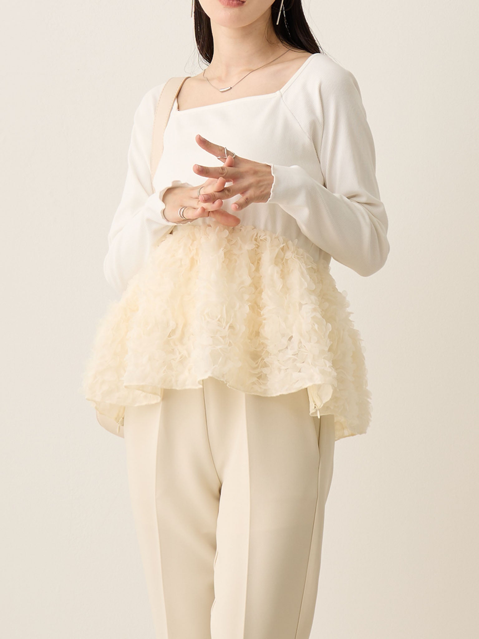 honono ペプラムトップス チュールペプラムトップス Ivory – honono for mom&baby