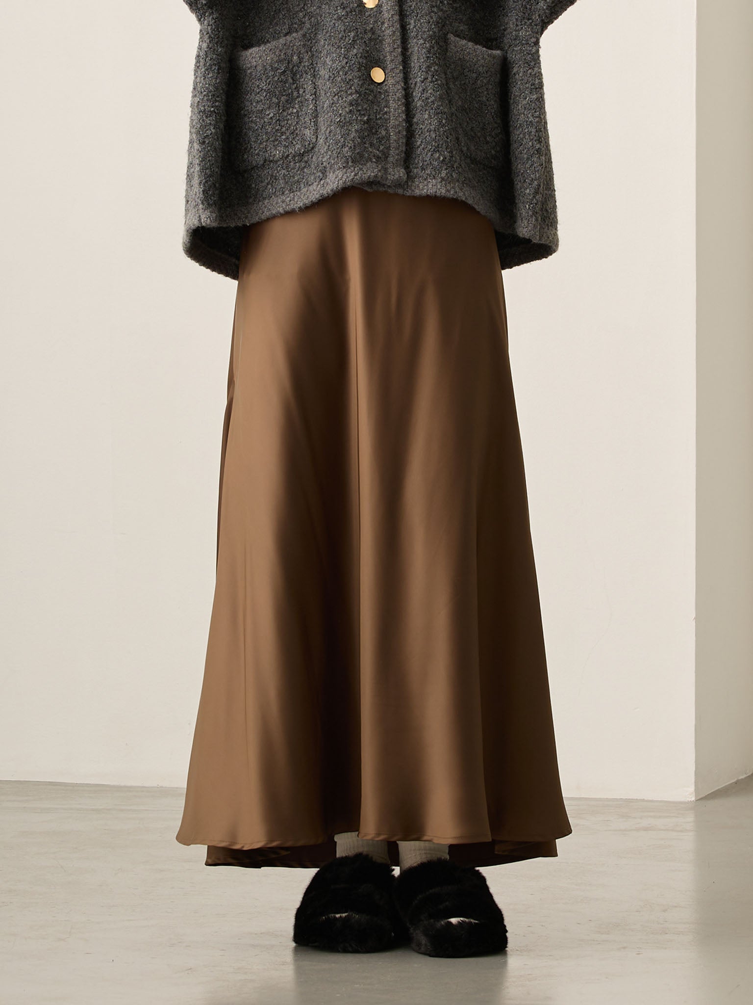 【新品未使用】Maison margieraサテンスカート ほんのりマーメイドサテンスカート Brown – honono for mom&baby