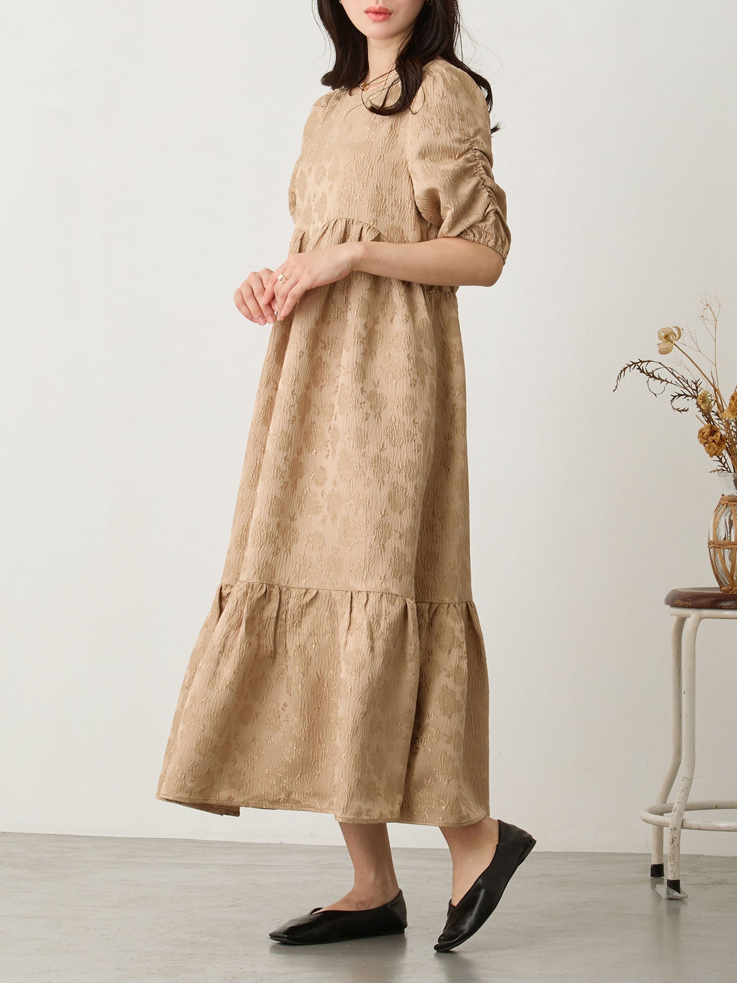 パフスリーブジャガードワンピース Beige
